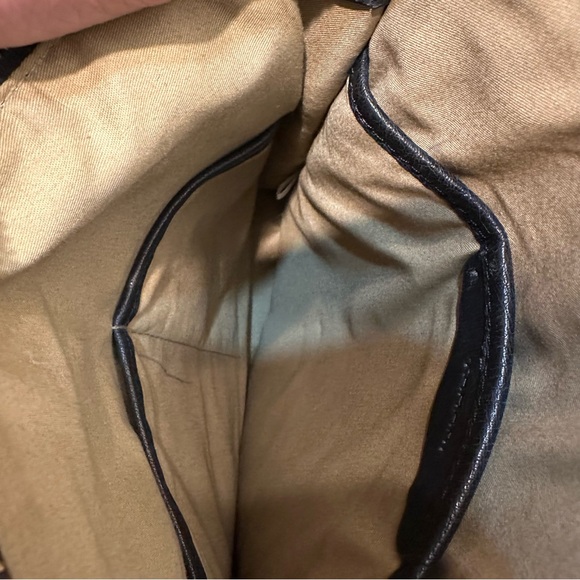 Vintage Tahari Leather Crossbody - Picture 7 of 10